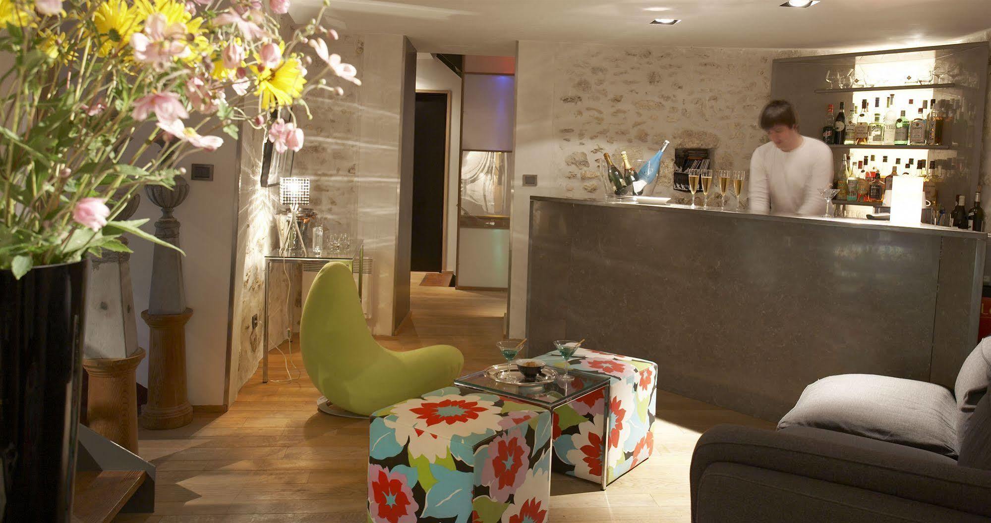 Design Hotel Des Francs Garcons Saint-Sauvant  Luaran gambar